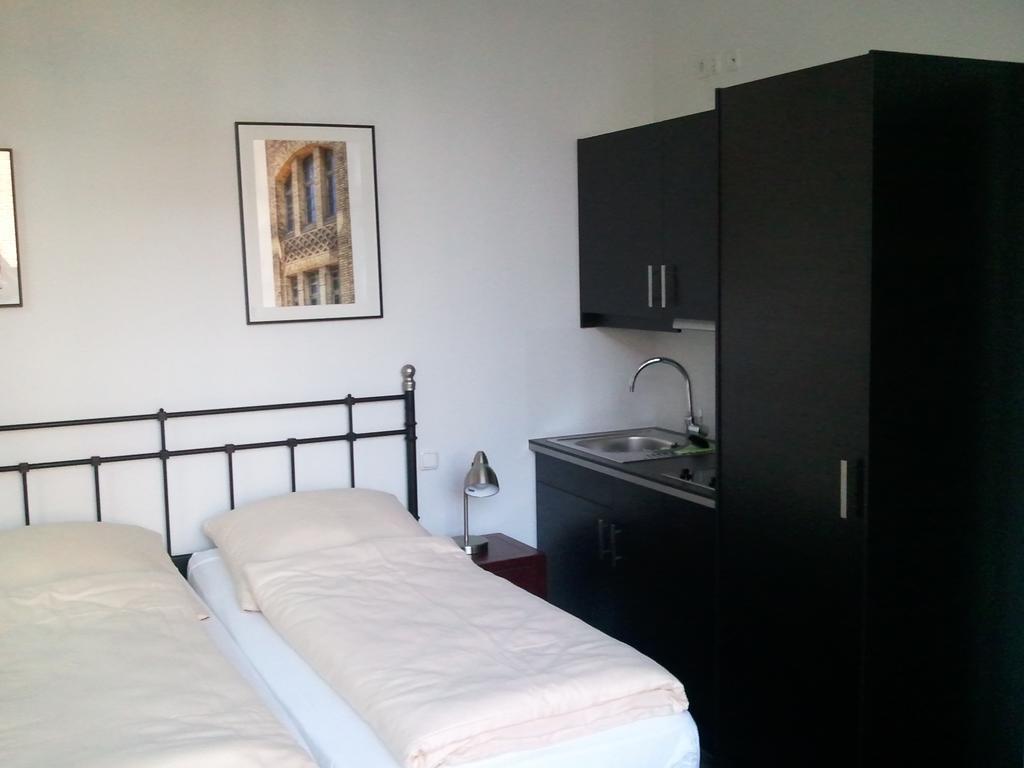 Heldts Aparthotel Eckernfoerde Room photo